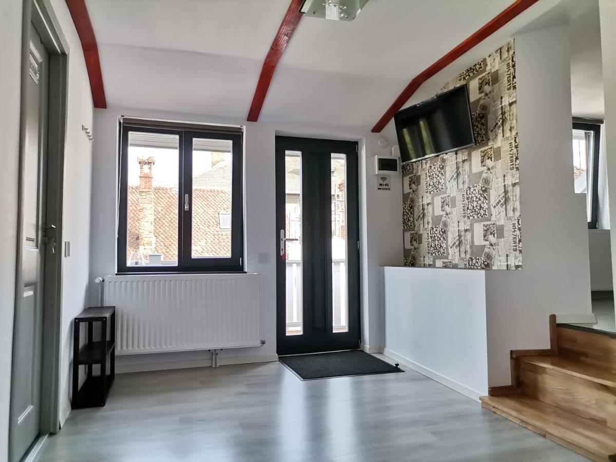 Casa J. Gusbeth Apartamento Braşov Exterior foto